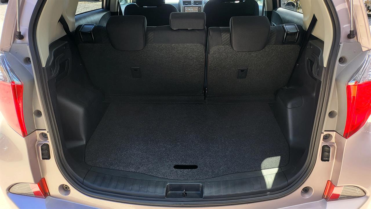 2012 Toyota Ractis ADDED VALUE!! Carousel 4