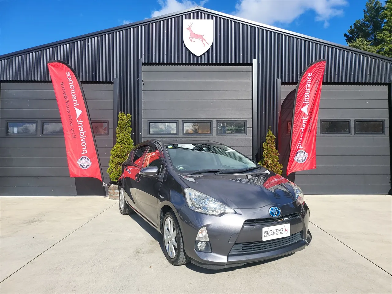2014 Toyota AQUA G SPEC WITH LEATHER Carousel 2