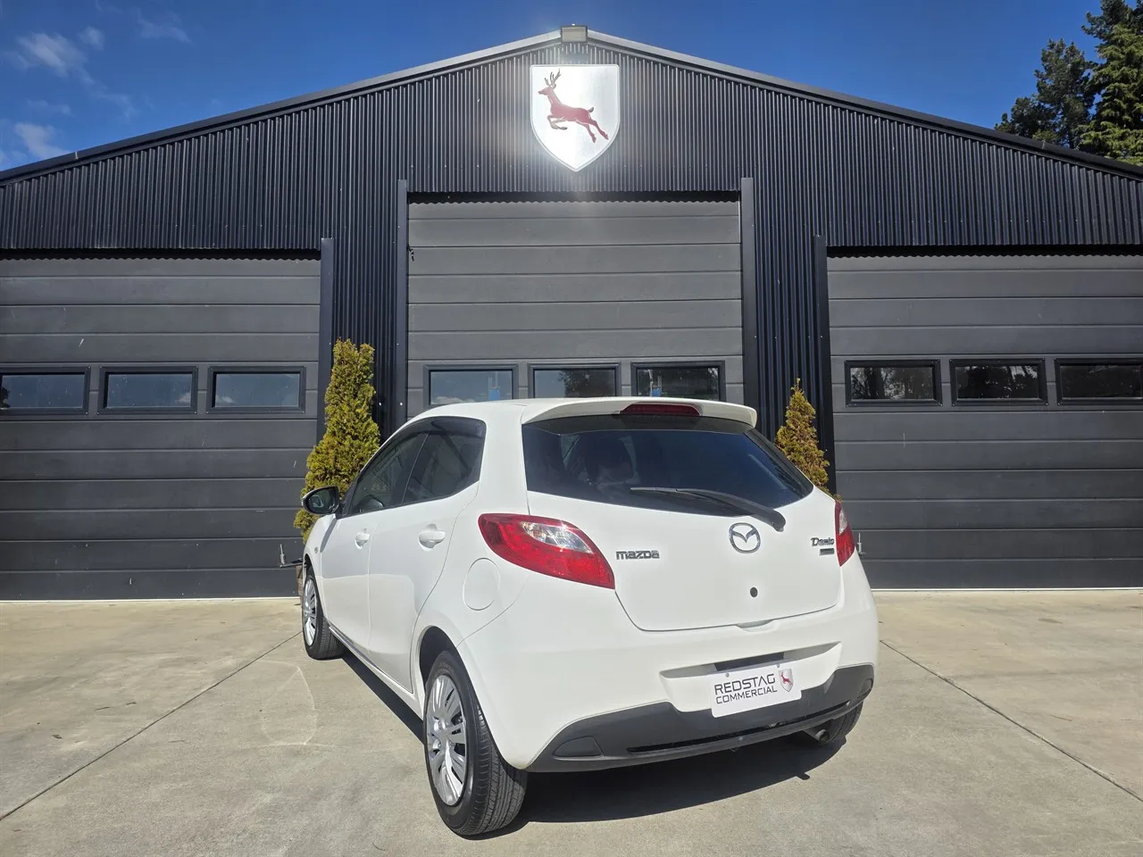 2014 Mazda DEMIO SKY ACTIVE 1.3 AUTO Carousel 7