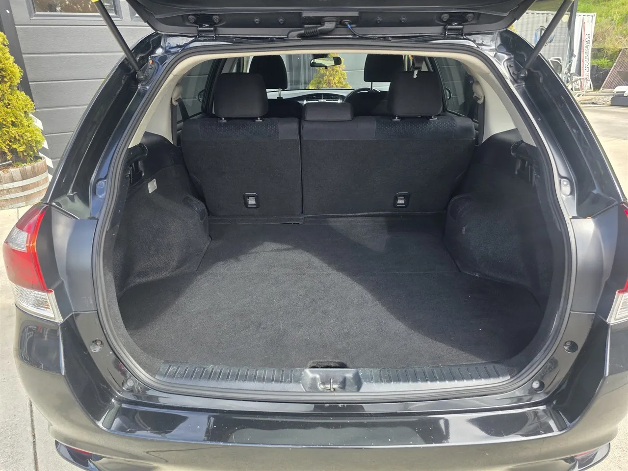 2016 Toyota COROLLA FEILDER HYBRID WAGON Carousel 9