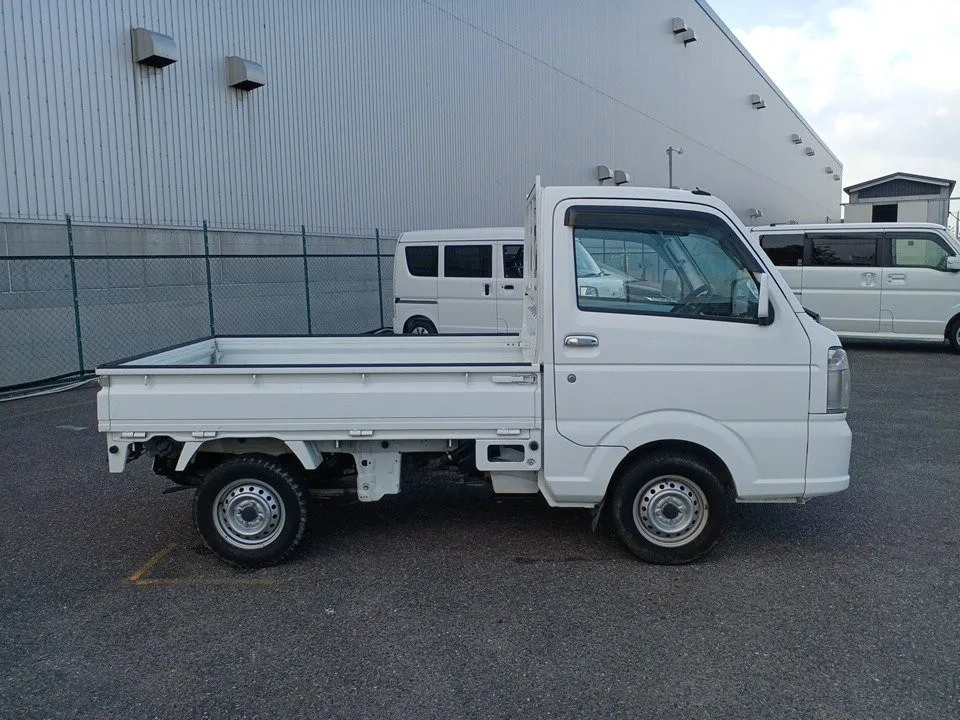 2019 Suzuki Carry 4X4, HI LOW RATIO AND SAFETY PACK Carousel 3