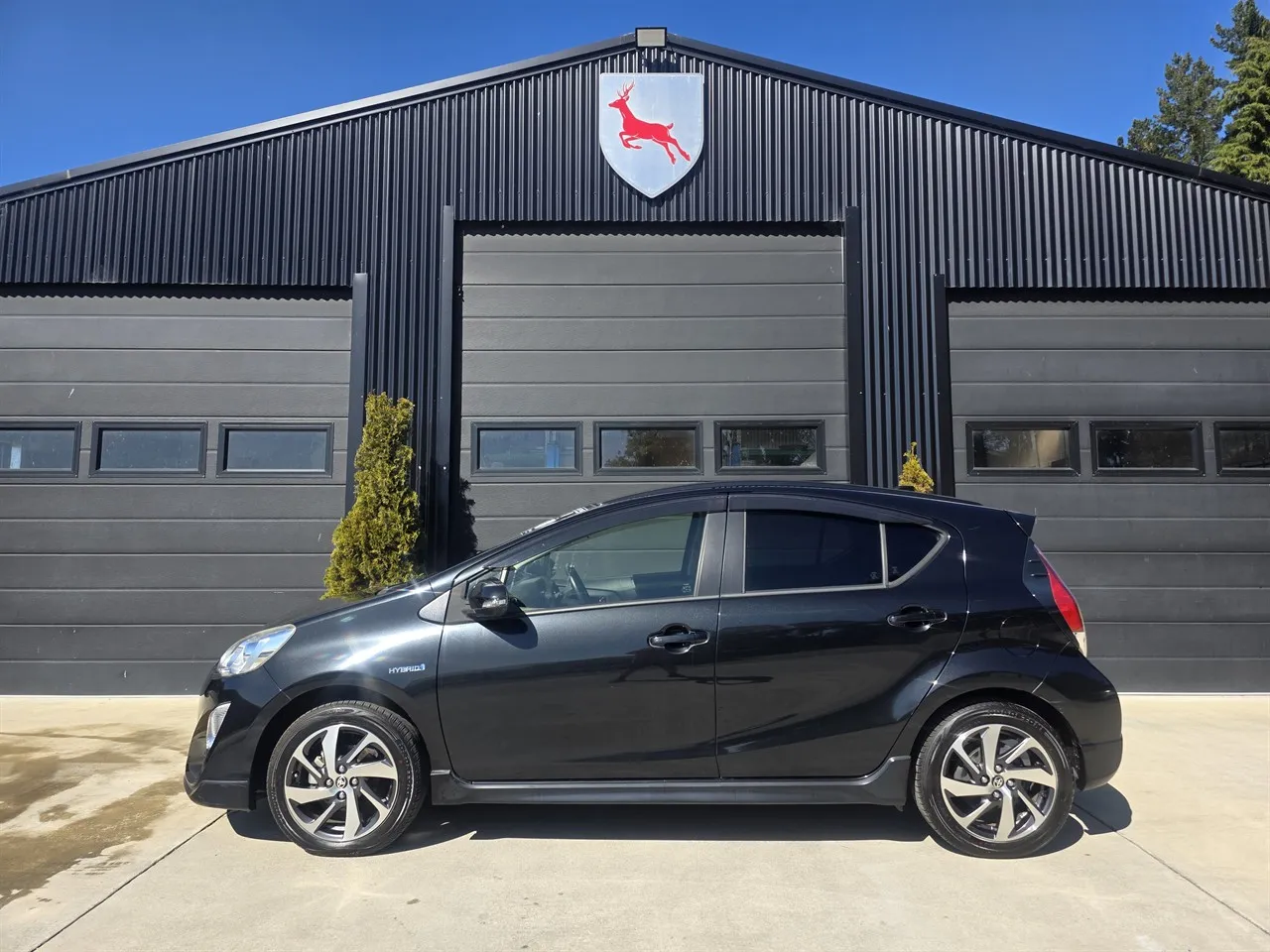 2016 Toyota Aqua URBAN-X SPEC, LEATHER, APPLE-ANDROID Carousel 6