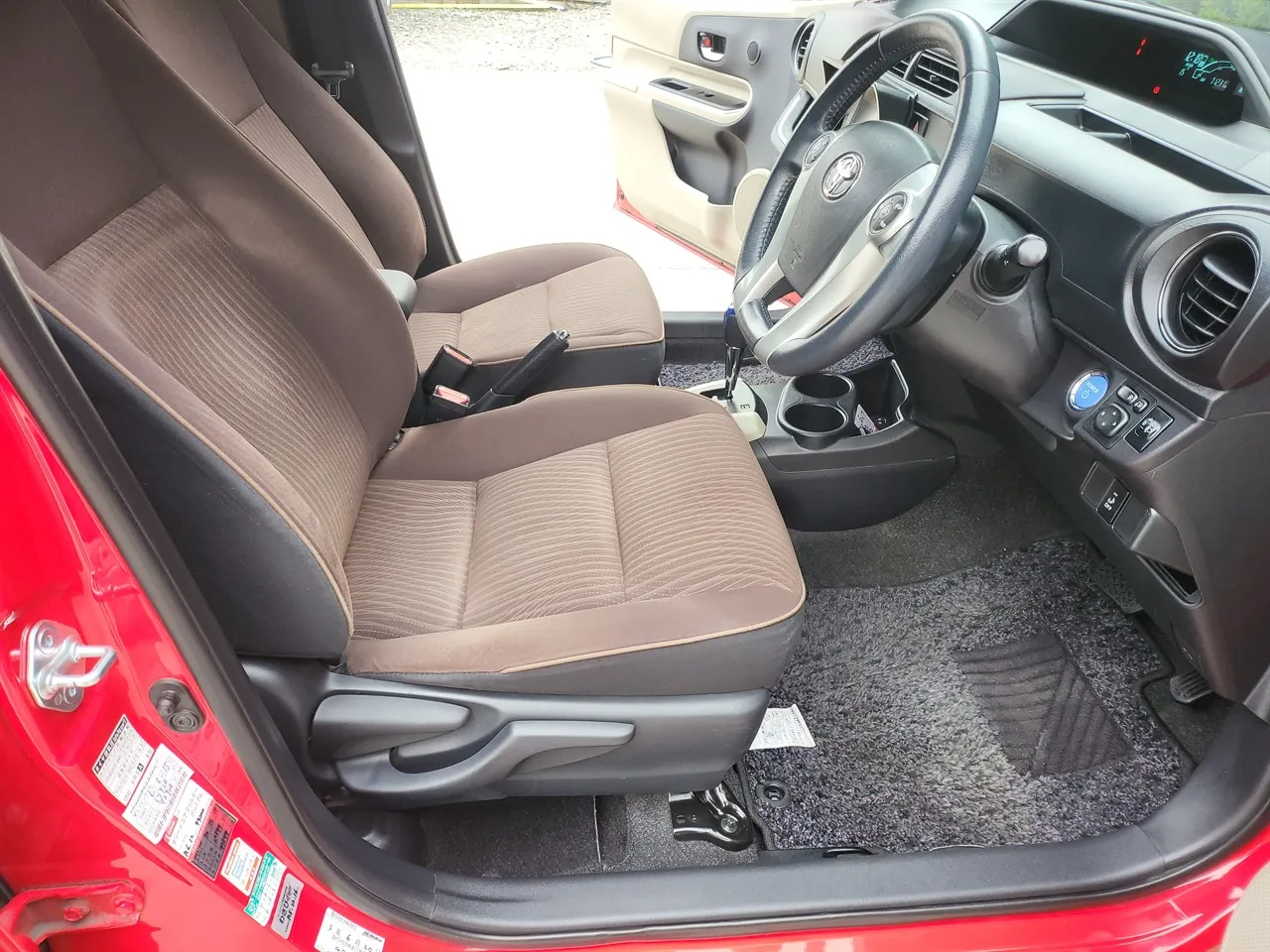 2013 Toyota AQUA G SPEC HYBRID Carousel 1