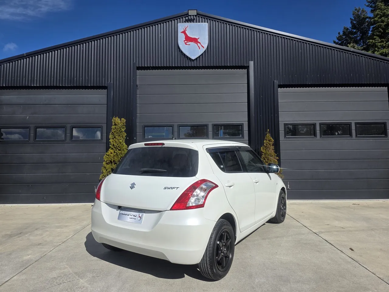 2016 Suzuki SWIFT XG WITH WHEEL UPGRADE! Carousel 9