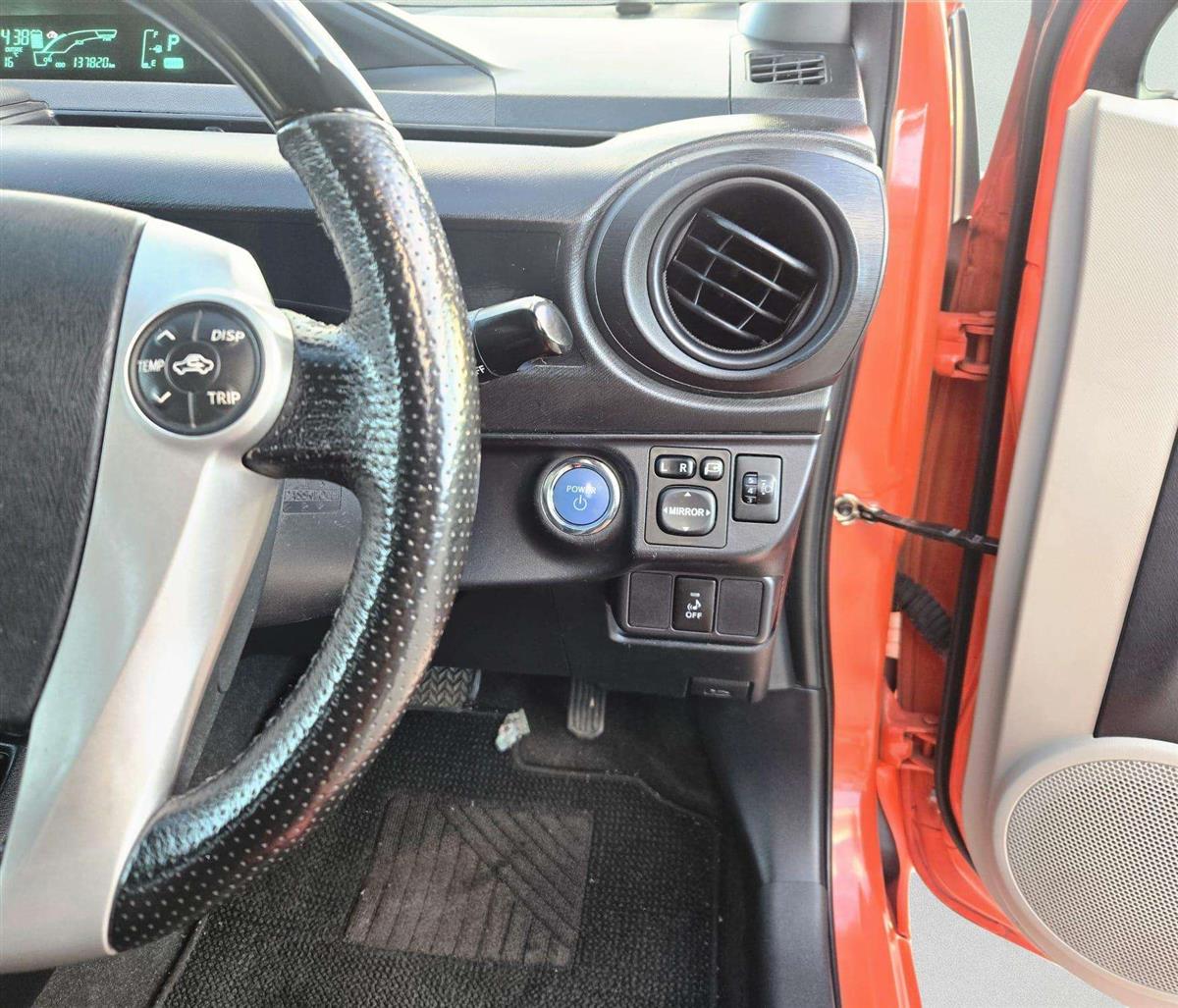 2013 Toyota Aqua HYBRID S Push Start Button Carousel 7
