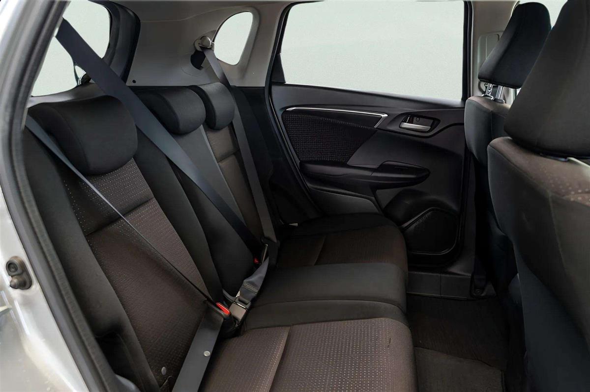 2015 Honda Fit HYBRID F-Package Carousel 7