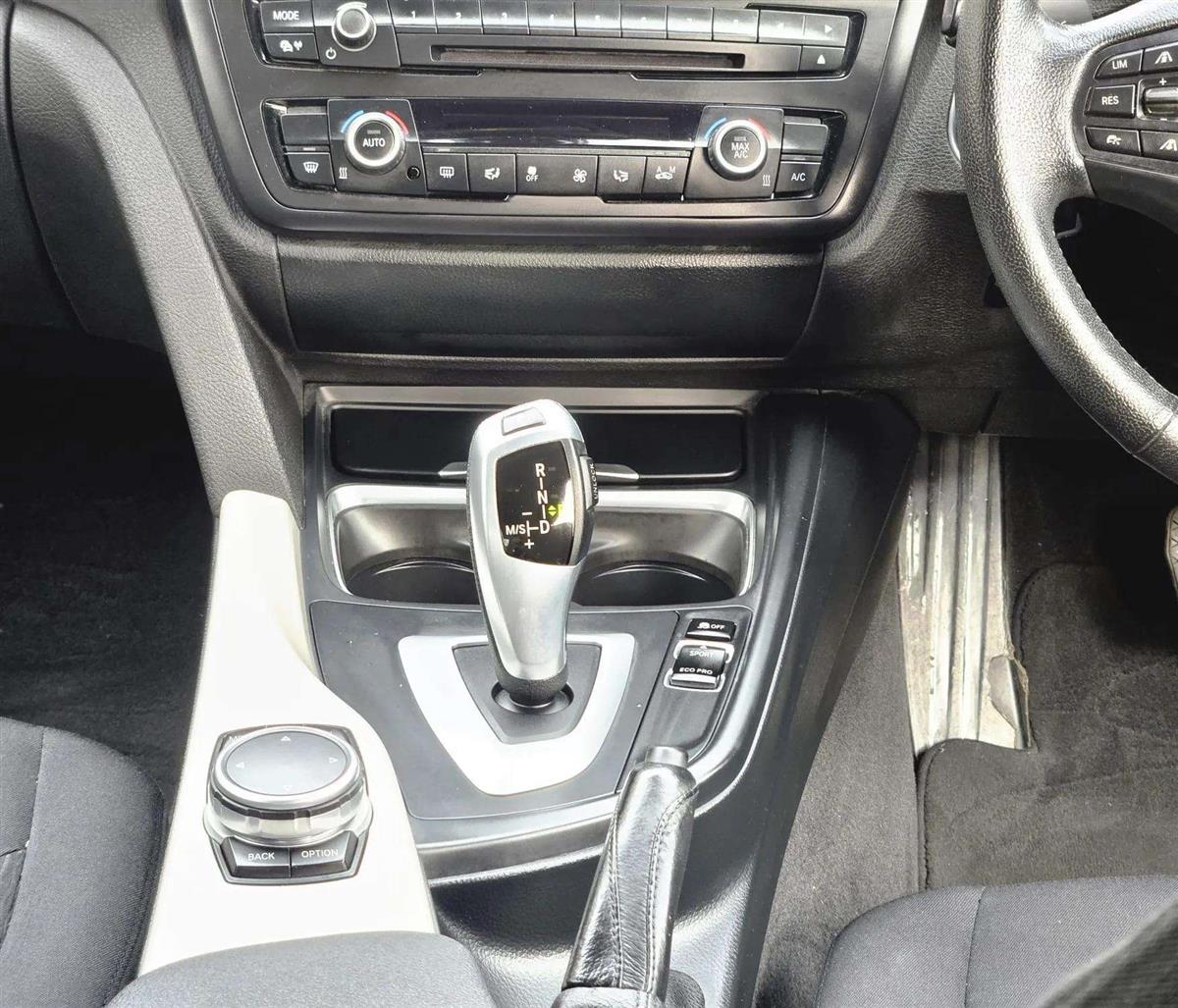 2015 BMW 320i Radar Cruise !! Bluetooth Stereo Carousel 12