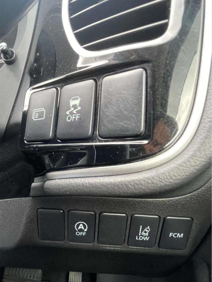2012 Mitsubishi Outlander 24G 4wd 7-Seater !! Radar Cruise Carousel 13
