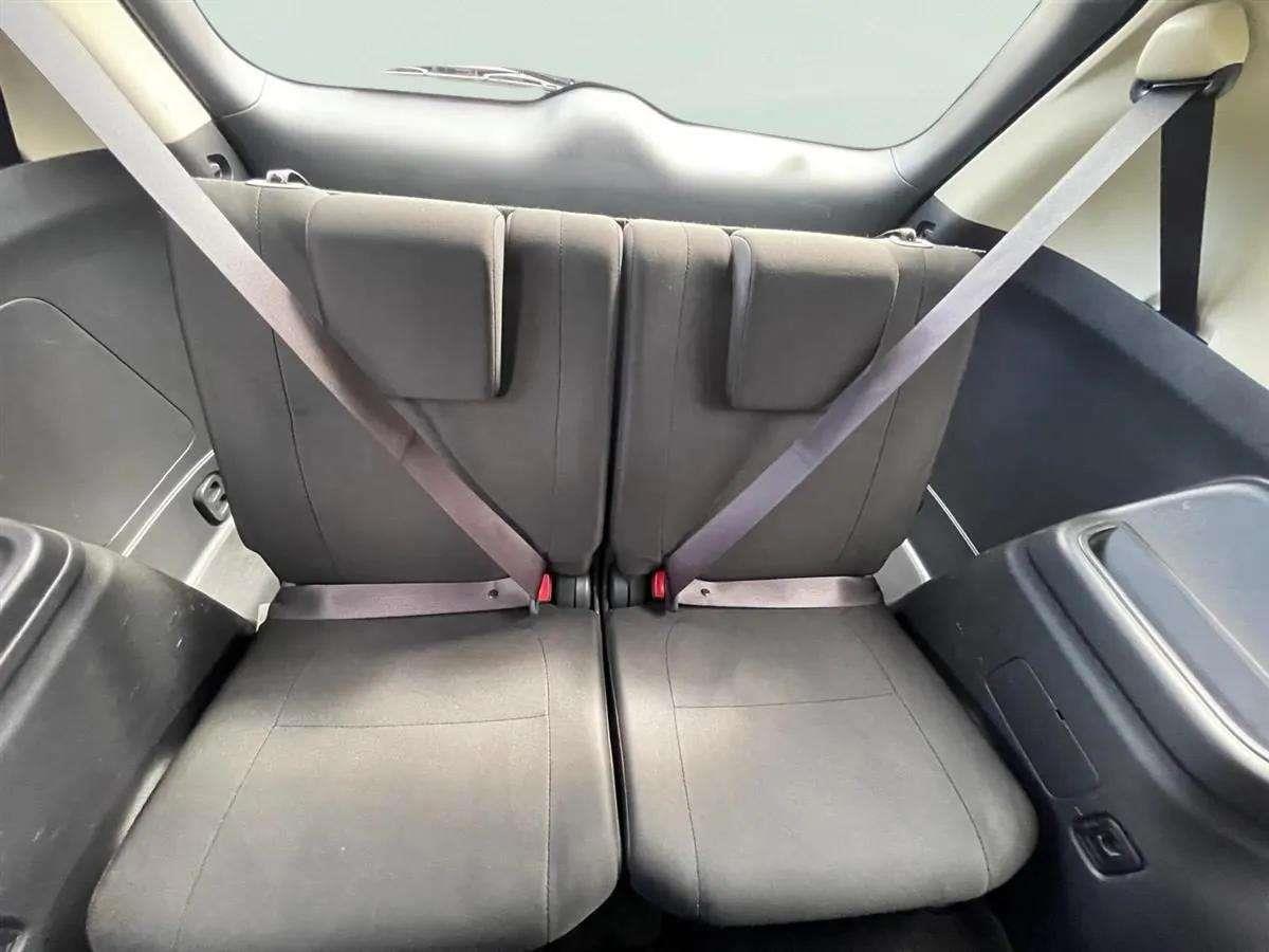 2012 Mitsubishi Outlander 24G 4wd 7-Seater !! Radar Cruise Carousel 10