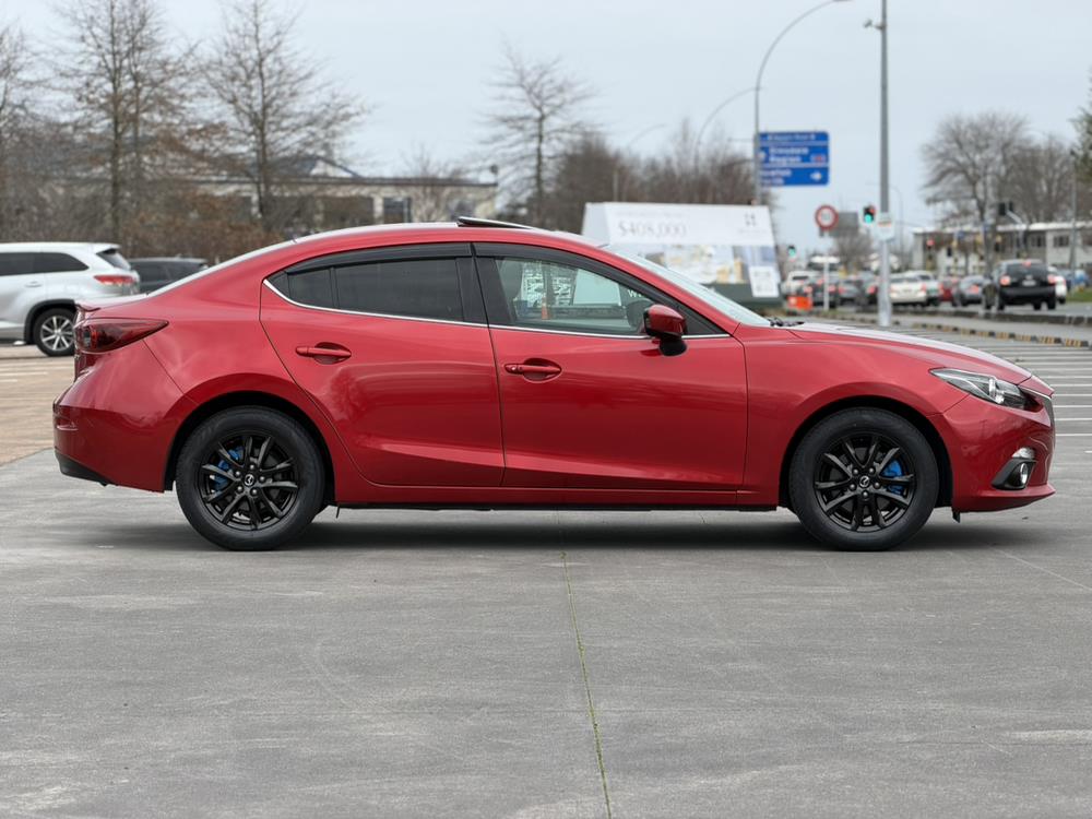 2015 Mazda Axela **Sunroof*Lane Assist*HU Display*Heated and Leather seats*Bose Speakers*Cruise Control** Carousel 7