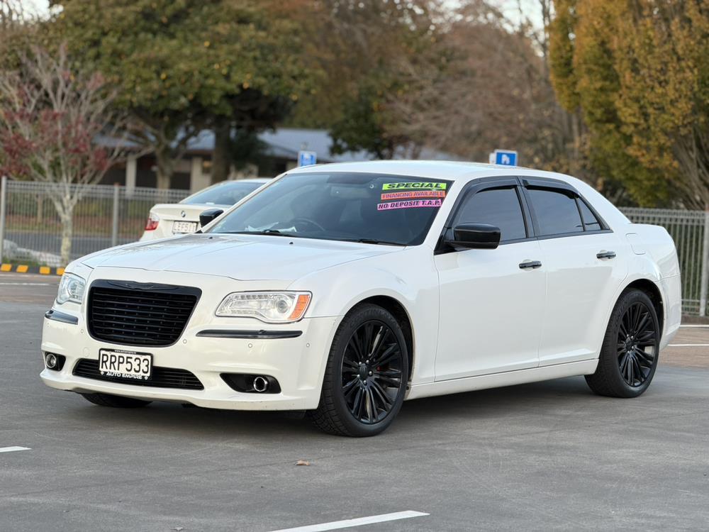 2015 Chrysler 300 **Cruise Control*V6*parking Sensors*Reverse Camera** Carousel 2