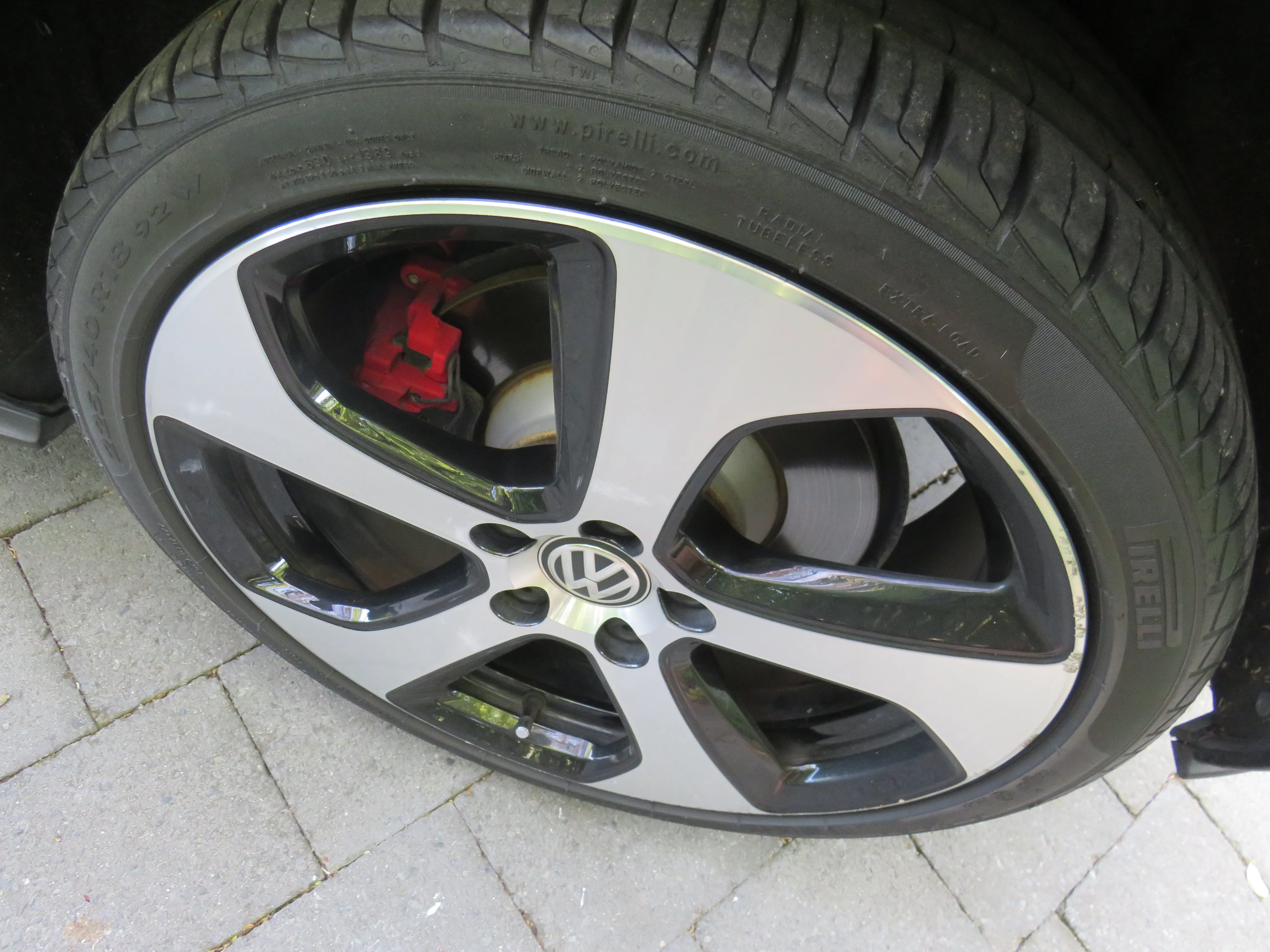 Outstanding VW  Golf GTI Carousel 8