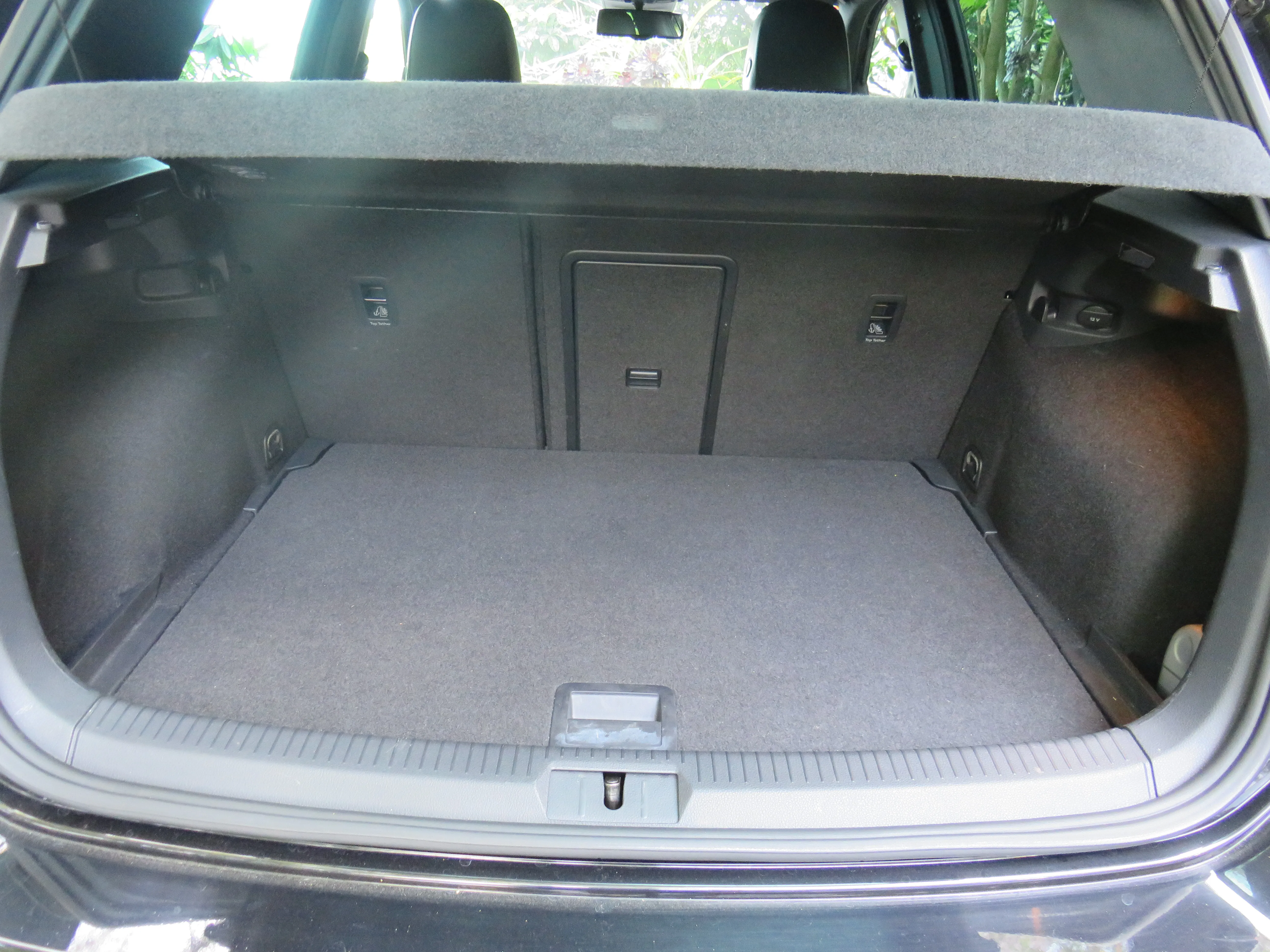 Outstanding VW  Golf GTI Carousel 6