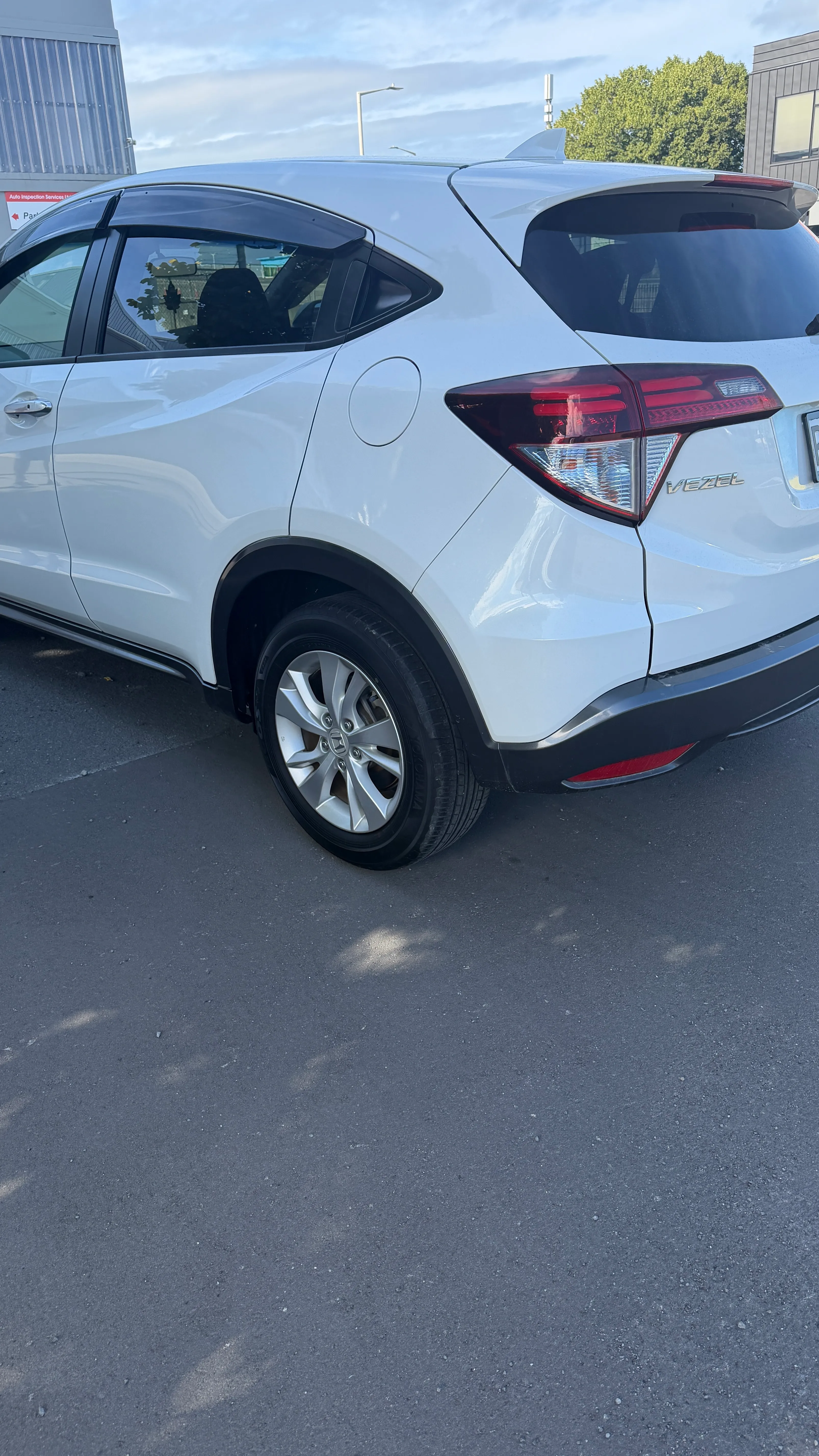 Honda vezel 2014 Z  Carousel 3