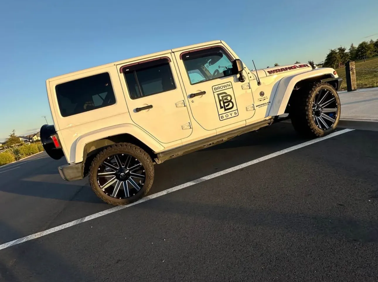2017 Jeep Wrangler Sahara Carousel 5