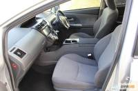 2013, Toyota PRIUS ALPHA Carousel 7