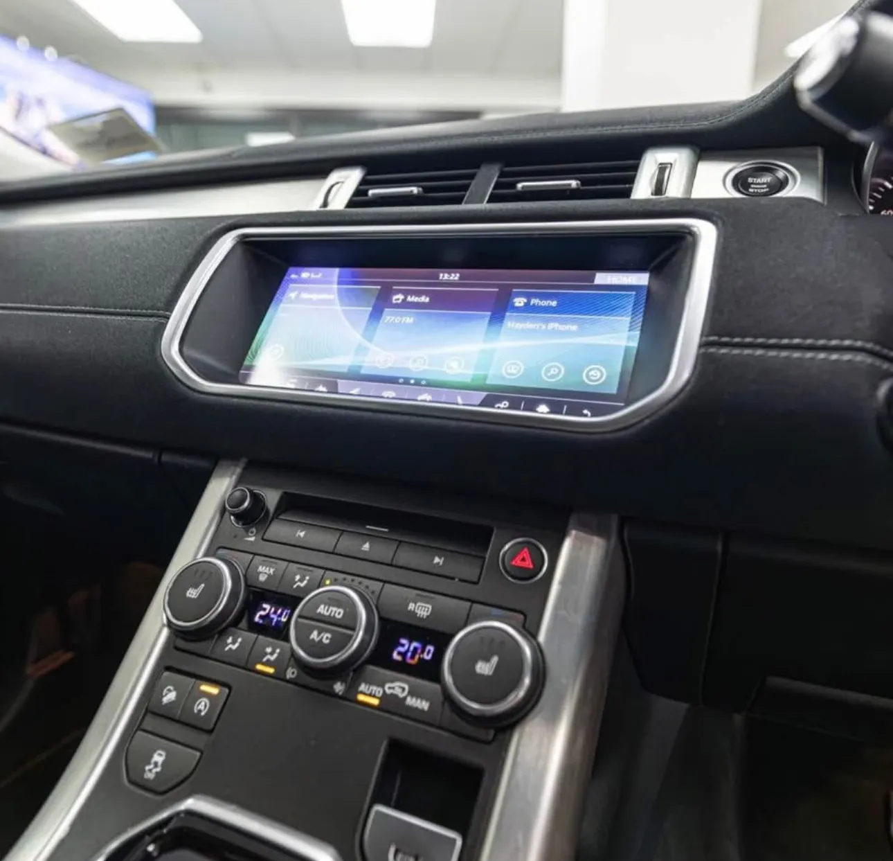 2017 Range Rover Carousel 7