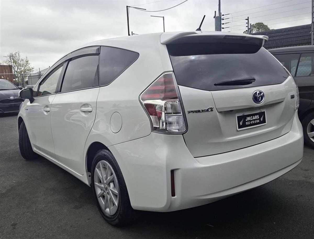 2015 Toyota Prius Alpha G 48000km only 7 seater Carousel 7