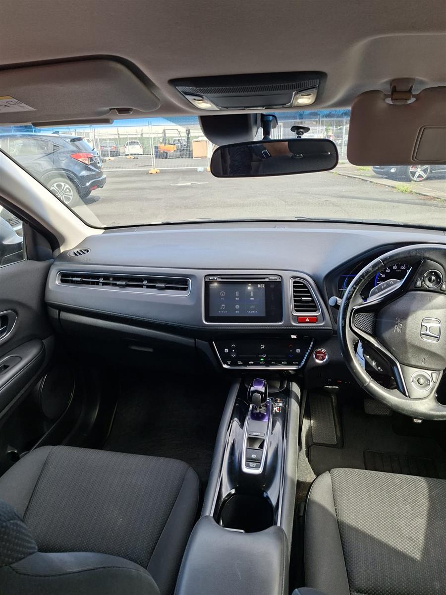 2015 Honda Vezel Hybrid Carousel 5