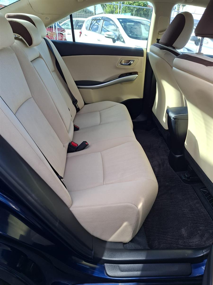 2014 Toyota Sai HYBRID Carousel 13