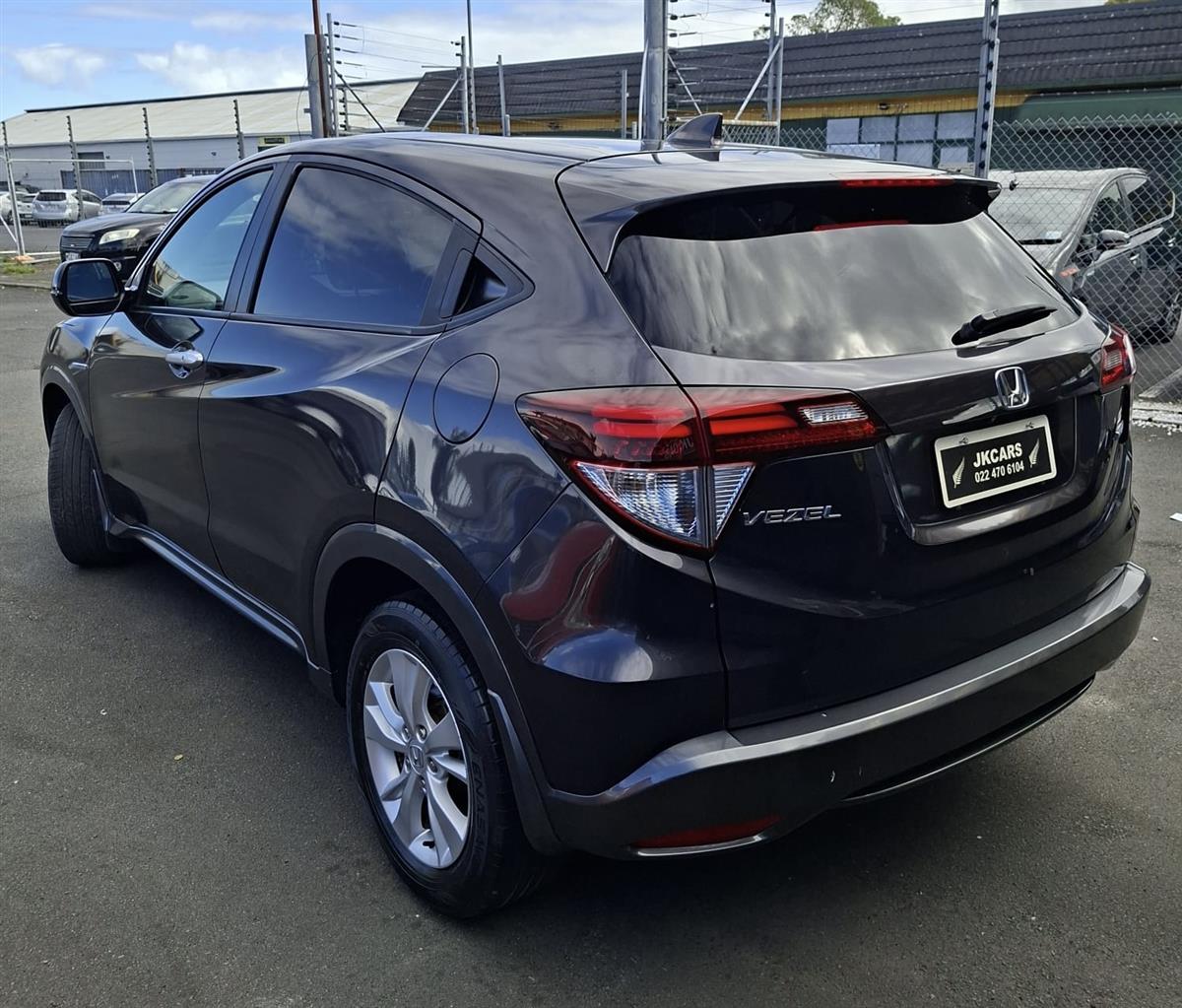 2015 Honda Vezel Hybrid Carousel 2