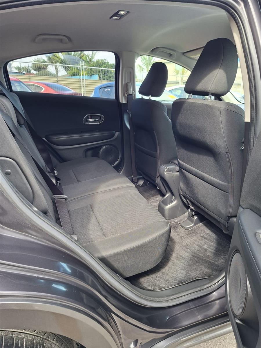 2015 Honda Vezel Hybrid Carousel 6