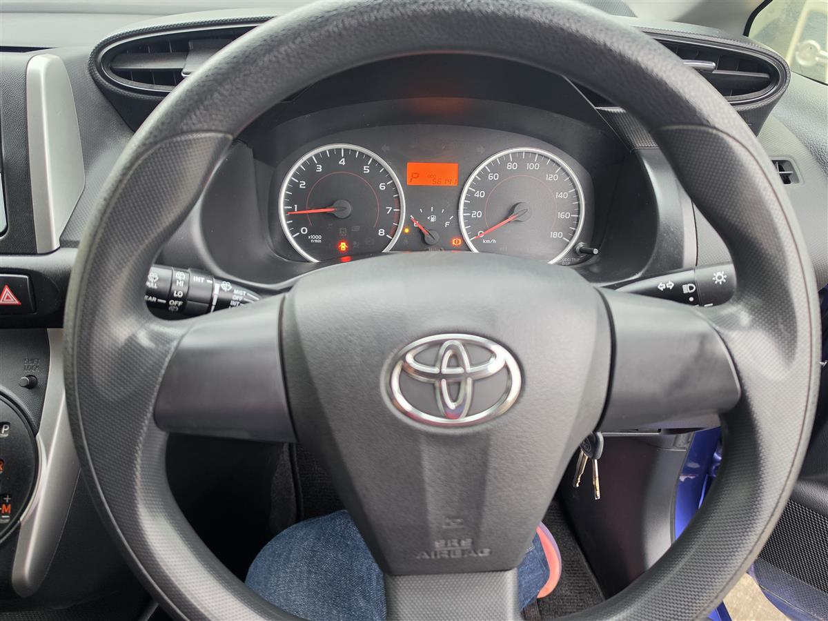 2013 Toyota Wish 1.8X New Shape *7 Seats* Low Kms Rev Camera/Bluetooth Finance Available Carousel 12