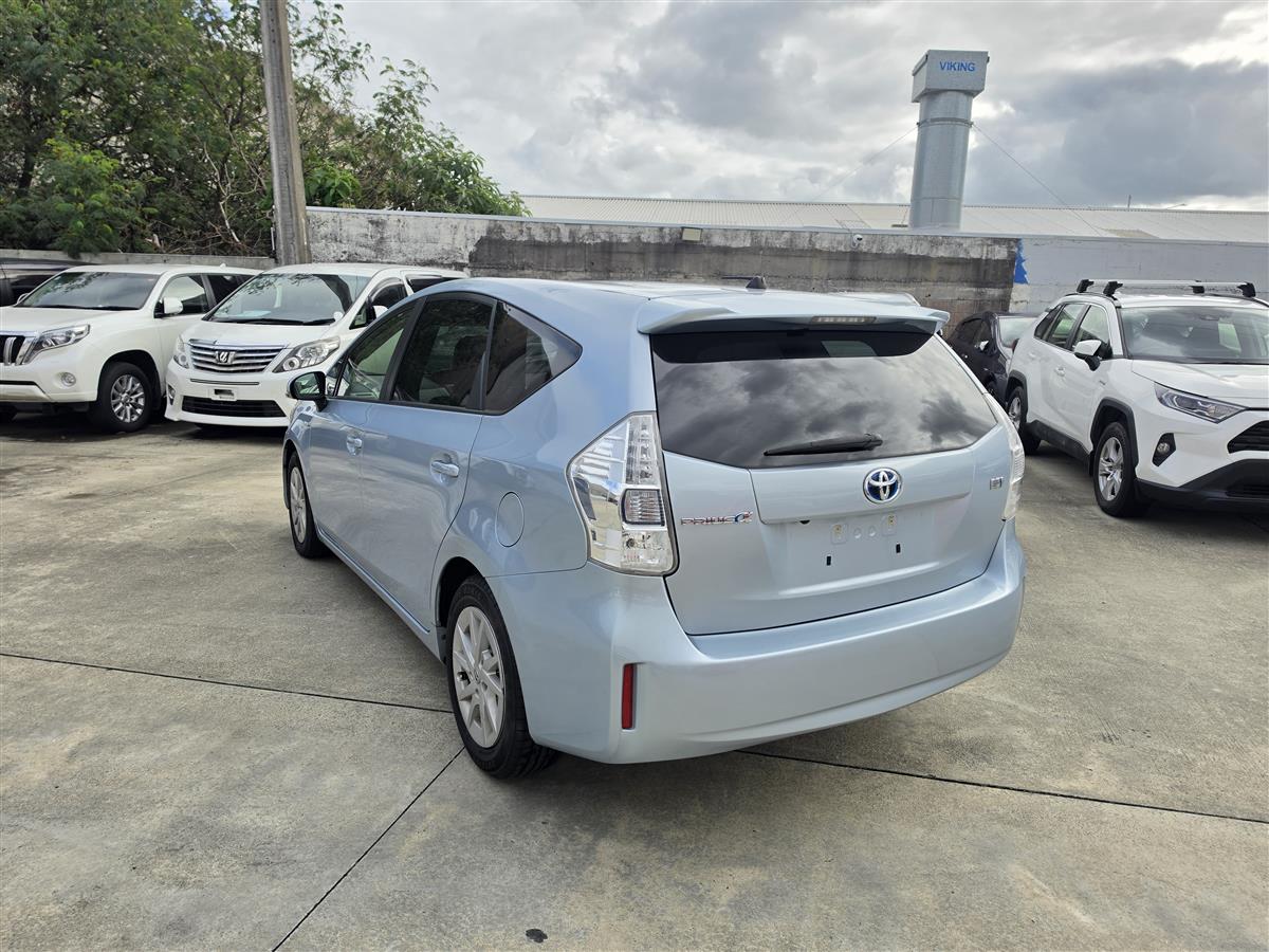 2013 Toyota Prius Alpha S Hybrid 7 Seats Low *43K* Kms Rev Cam/Bluetooth Alloys Finance Available Carousel 4