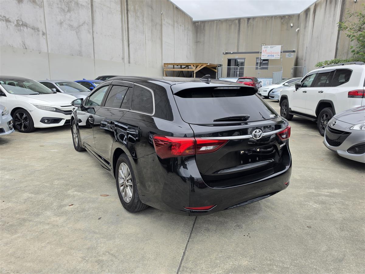 2017 Toyota Avensis 2.0Xi Lane Assist Paddle Alloys Rev Camera/Bluetooth Finance Available Carousel 9