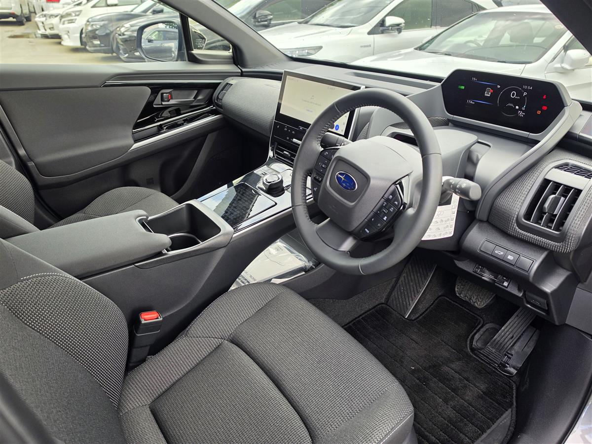 2024 Subaru Solterra EV / Toyota BZ4X 4WD 360 Cam EyeSight Electric/Heated Seats Finance Available Carousel 2