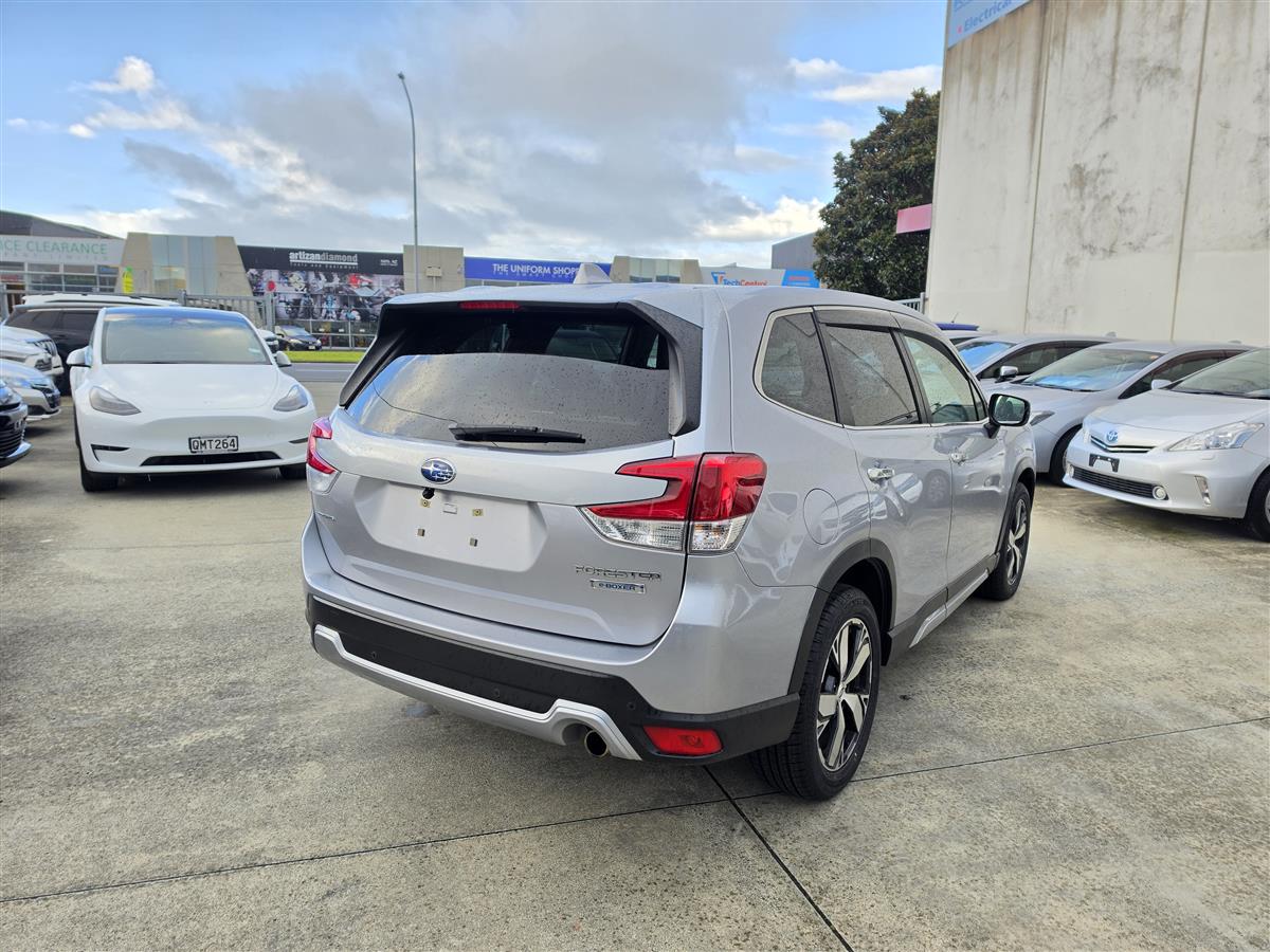 2021 Subaru Forester Hybrid E-Boxer Advance Eyesight 4WD Radar Cruise BSM Lane Assist Finance Available Carousel 5