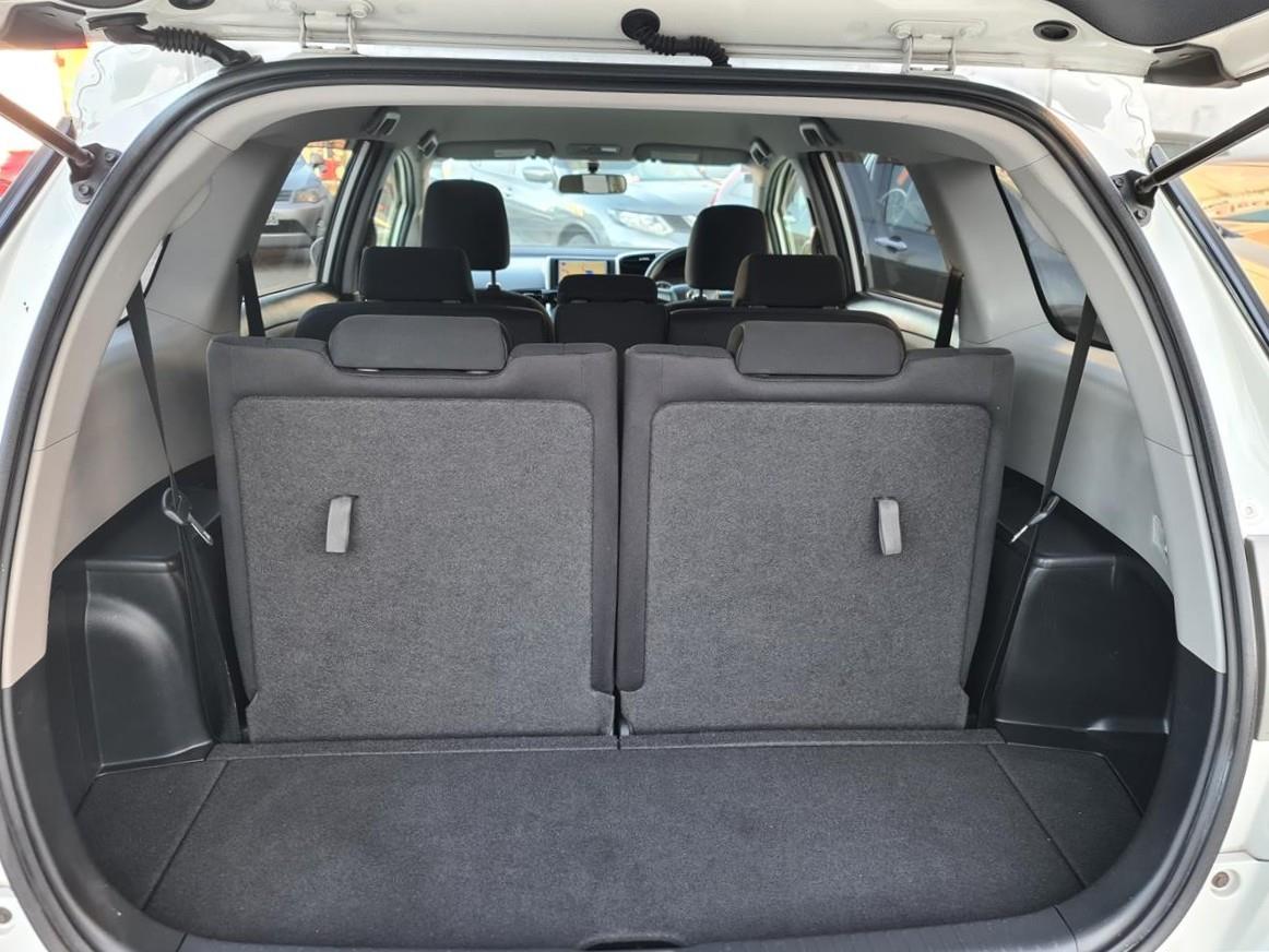 2012 Toyota Wish 1.8X New Shape *7 Seater* Low Kms Rev Camera/Bluetooth Finance Available Carousel 7