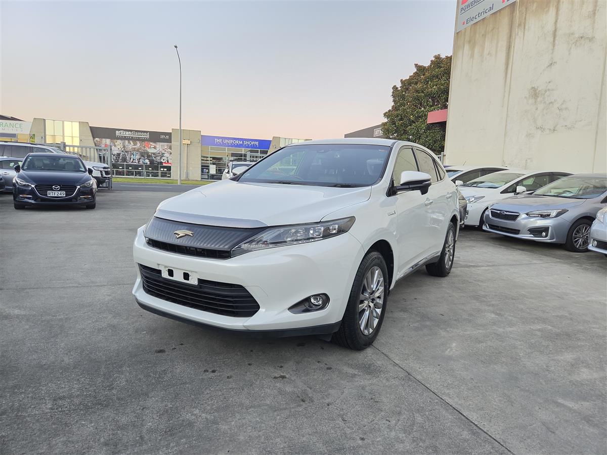 second hand 2015 Toyota Harrier Hybrid 4WD Leather Cruise Lane Assist Power Boot Rev Camera Finance Available for sale NZ