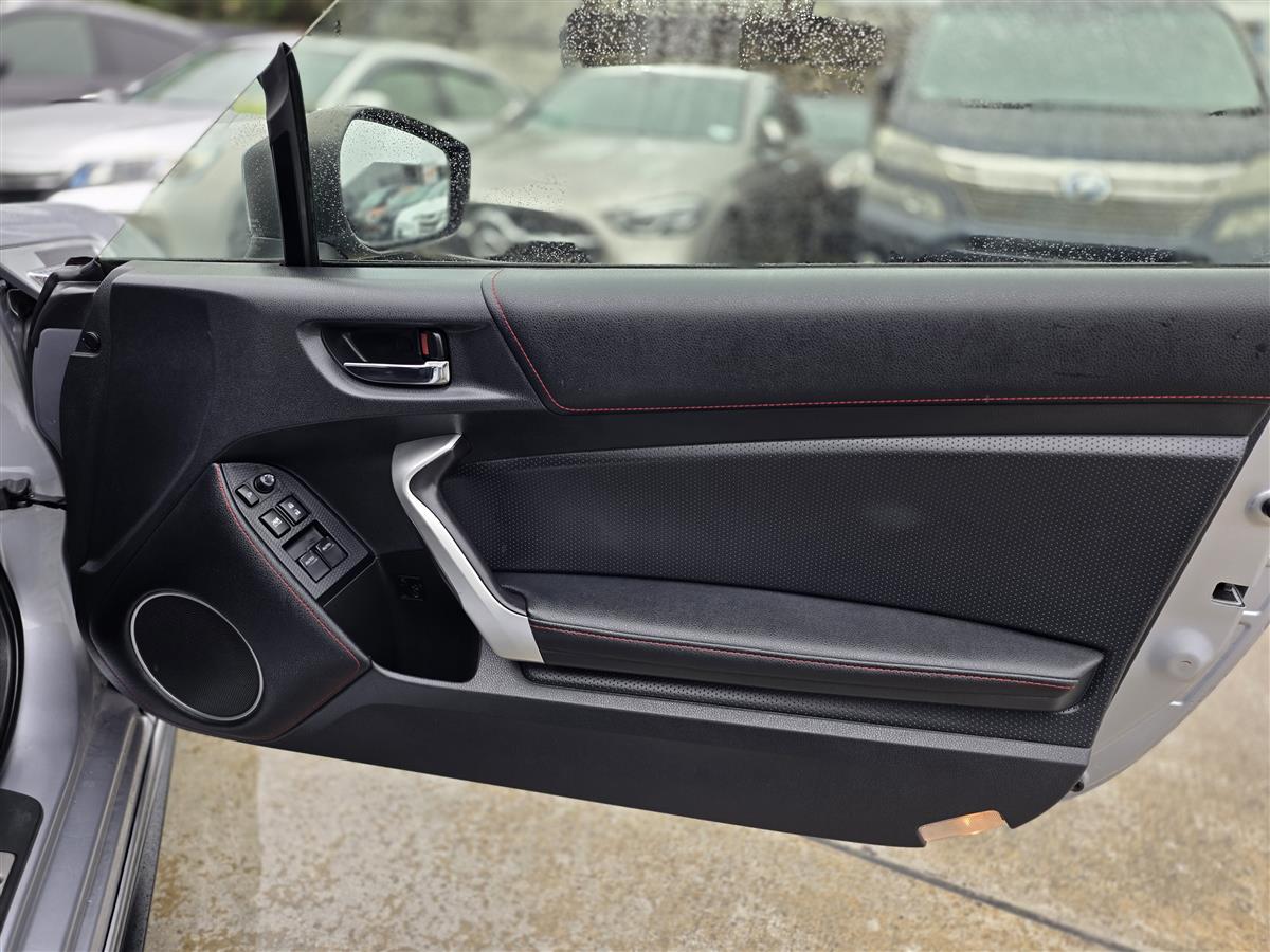 2015 Subaru BRZ S Sports BodyKit Spoiler Keyless 18'' Alloys Cruise Rev Cam Finance Available Carousel 9
