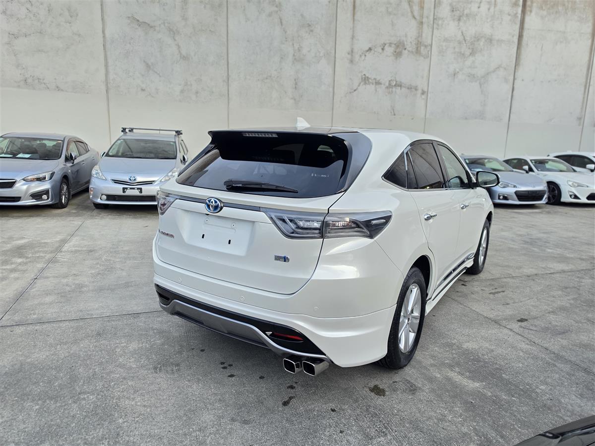 2015 Toyota Harrier Hybrid 4WD BodyKit SUNROOF Leather Adaptive Cruise Rev Cam Finance Available Carousel 1