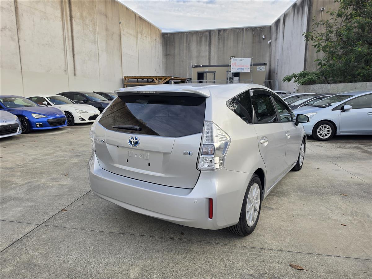 2013 Toyota Prius Alpha S Hybrid *7 Seats* Alloys Rev Cam/Bluetooth Low Kms Finance Available Carousel 1