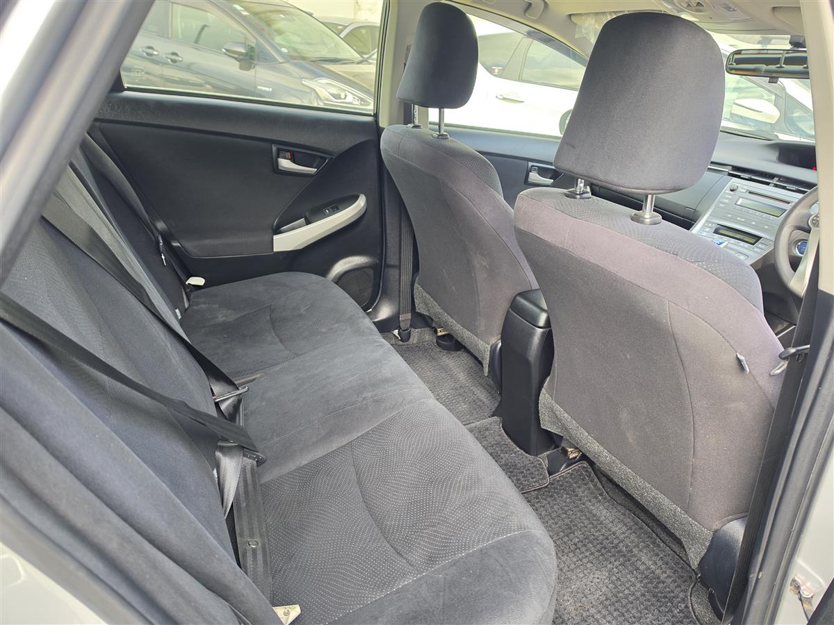 2015 Toyota Prius Hybrid 1.8L Low *32K* Kms Alloys AUX Finance Available Carousel 10