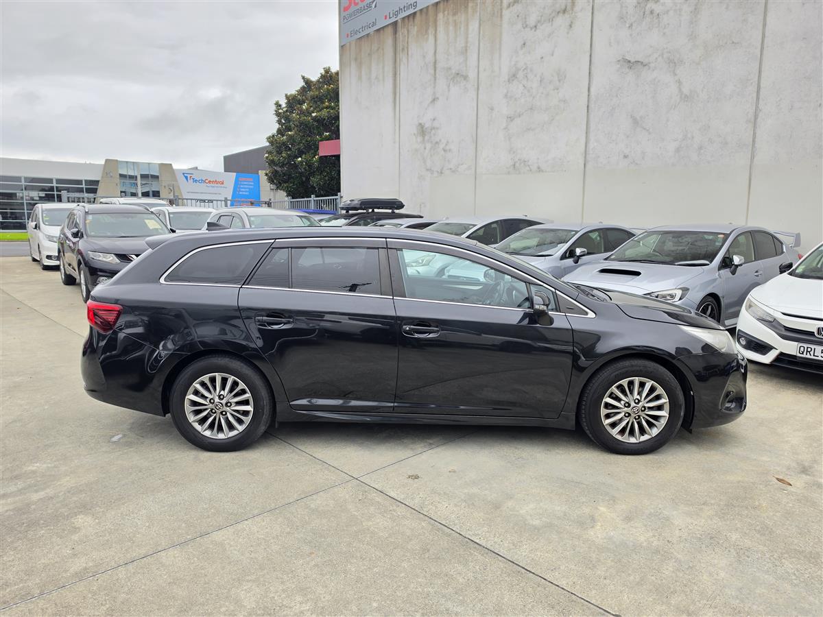 2017 Toyota Avensis 2.0Xi Lane Assist Paddle Alloys Rev Camera/Bluetooth Finance Available Carousel 10