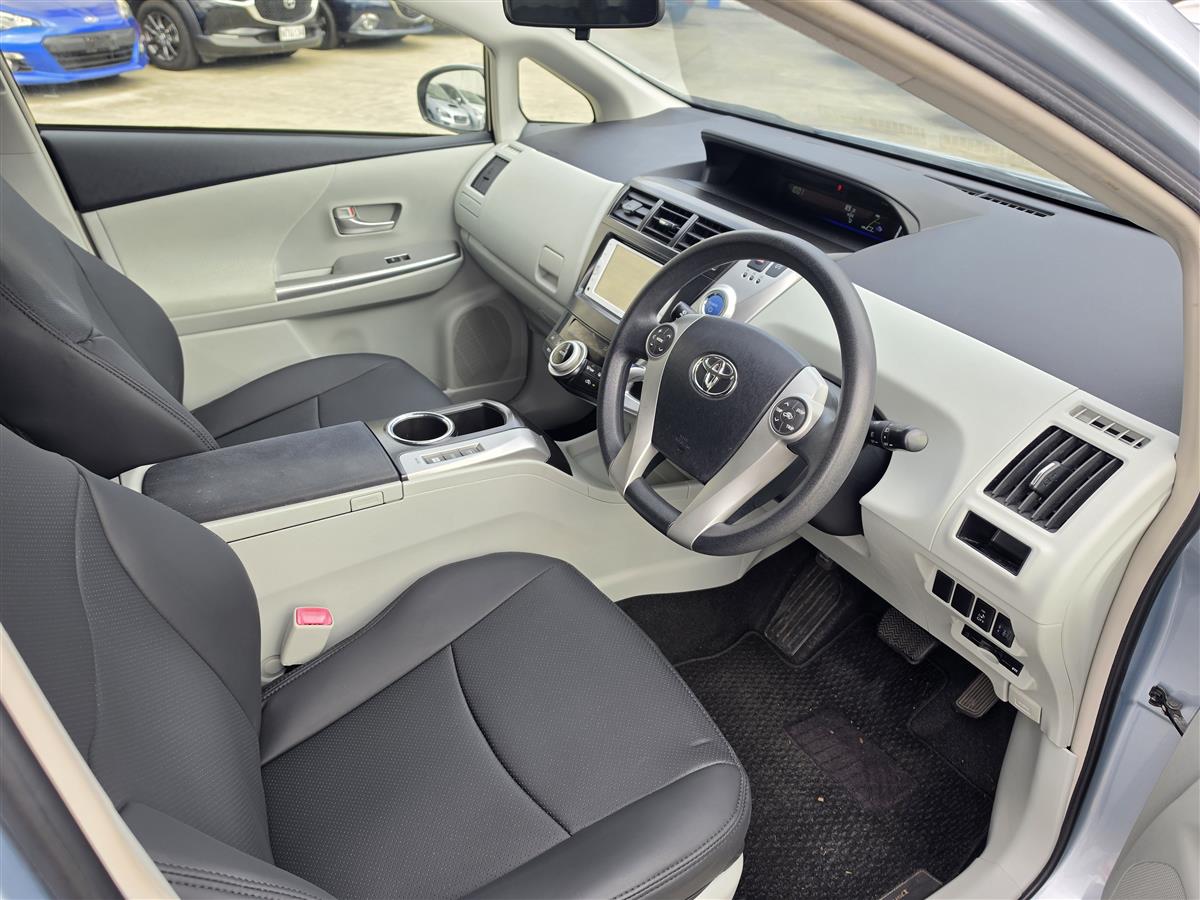 2013 Toyota Prius Alpha S Hybrid 7 Seats Low *43K* Kms Rev Cam/Bluetooth Alloys Finance Available Carousel 2