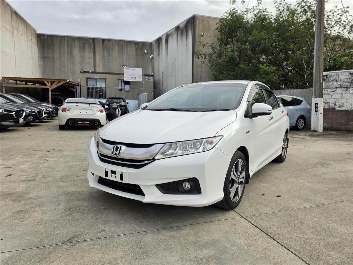 2015 Honda Grace Hybrid 1.5EX Cruise Paddle Alloys Rev Cam/Bluetooth Finance Available