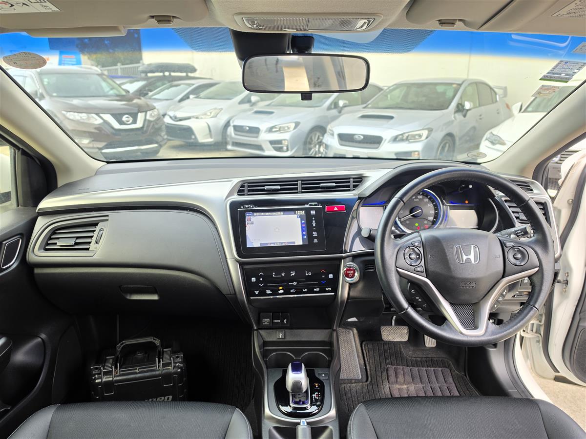 2015 Honda Grace Hybrid 1.5EX Cruise Paddle Alloys Rev Cam/Bluetooth Finance Available Carousel 11