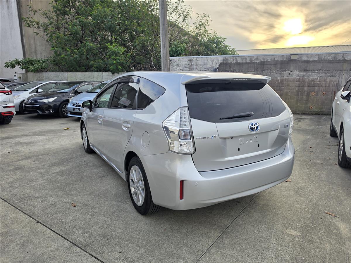 2013 Toyota Prius Alpha S Hybrid *7 Seats* Alloys Rev Cam/Bluetooth Low Kms Finance Available Carousel 6