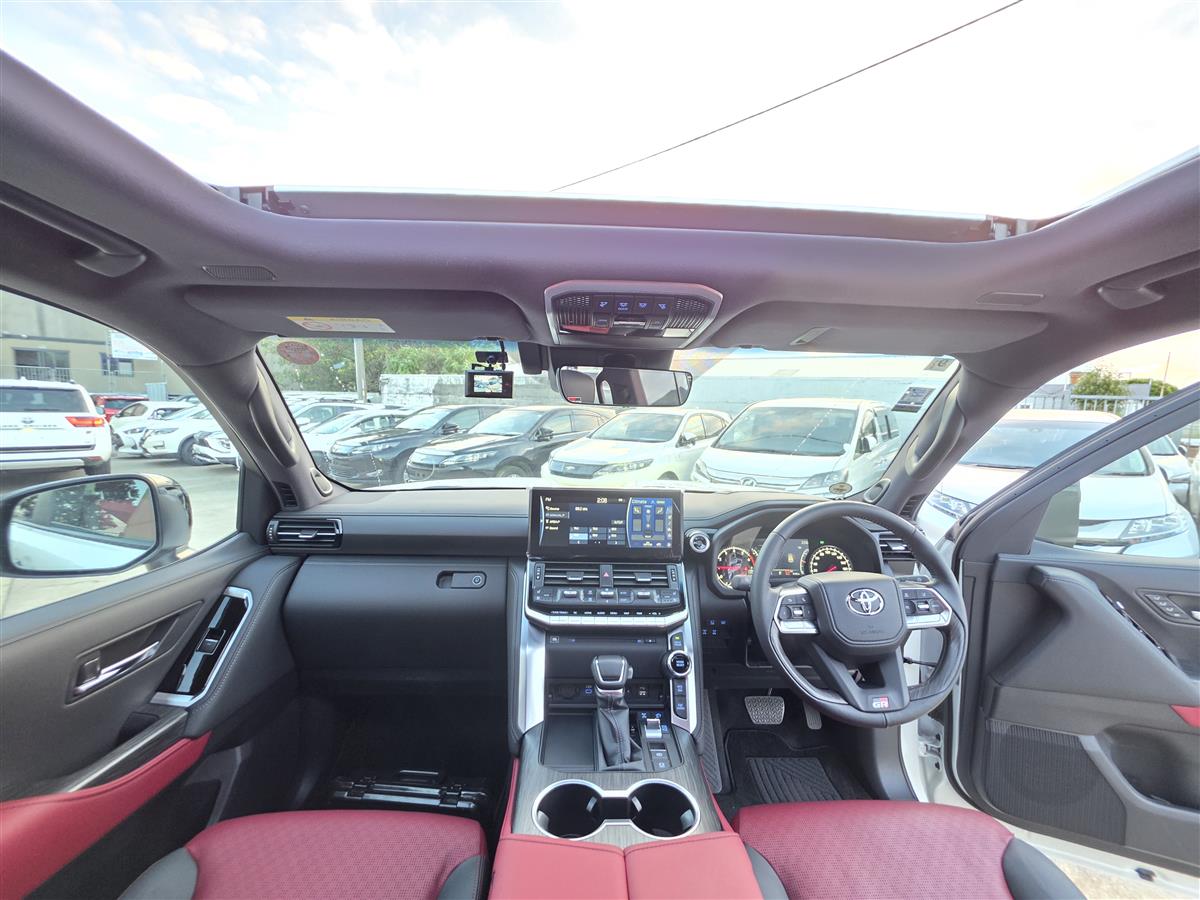 2024 Toyota Land Cruiser 300 GR SPORT 7 Seats 4WD JBL 360 Cam HUD Finance Available Carousel 2