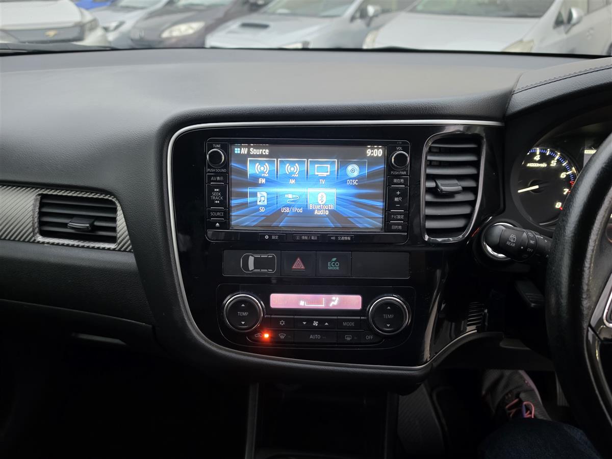 2015 Mitsubishi Outlander 4WD Auto Stop 7 Seater Adaptive Cruise Lane Assist FCM Rev Cam Finance Available Carousel 14