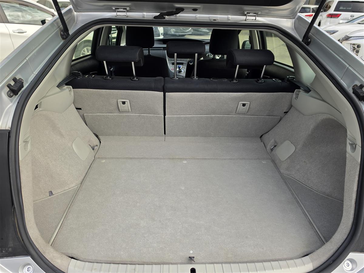2015 Toyota Prius Hybrid 1.8L Low *32K* Kms Alloys AUX Finance Available Carousel 6