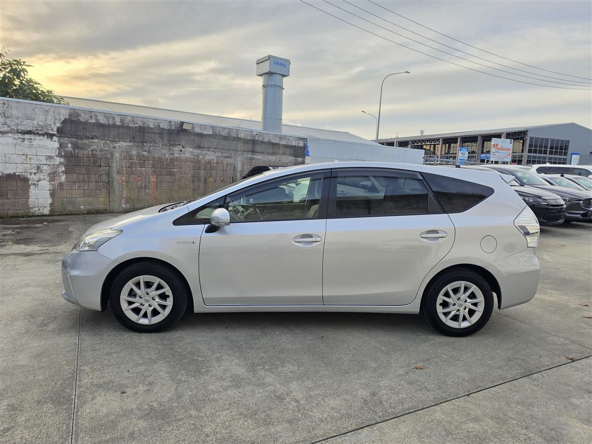 2013 Toyota Prius Alpha S Hybrid *7 Seats* Alloys Rev Cam/Bluetooth Low Kms Finance Available Carousel 7