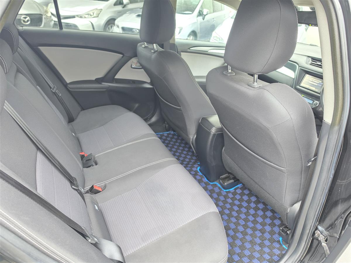 2017 Toyota Avensis 2.0Xi Lane Assist Paddle Alloys Rev Camera/Bluetooth Finance Available Carousel 12