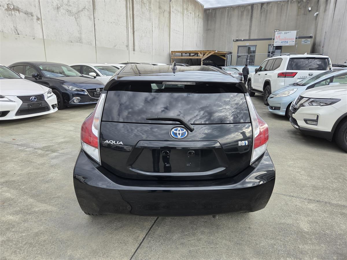 2015 Toyota Aqua S Hybrid Push Start Keyless Rev Cam/Bluetooth Finance Available Carousel 4