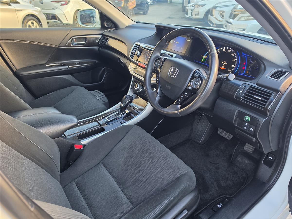 2016 Honda Accord Hybrid 2.0EX Adaptive Cruise Electric Seats Lane Assist Rev Cam Finance Available Carousel 2