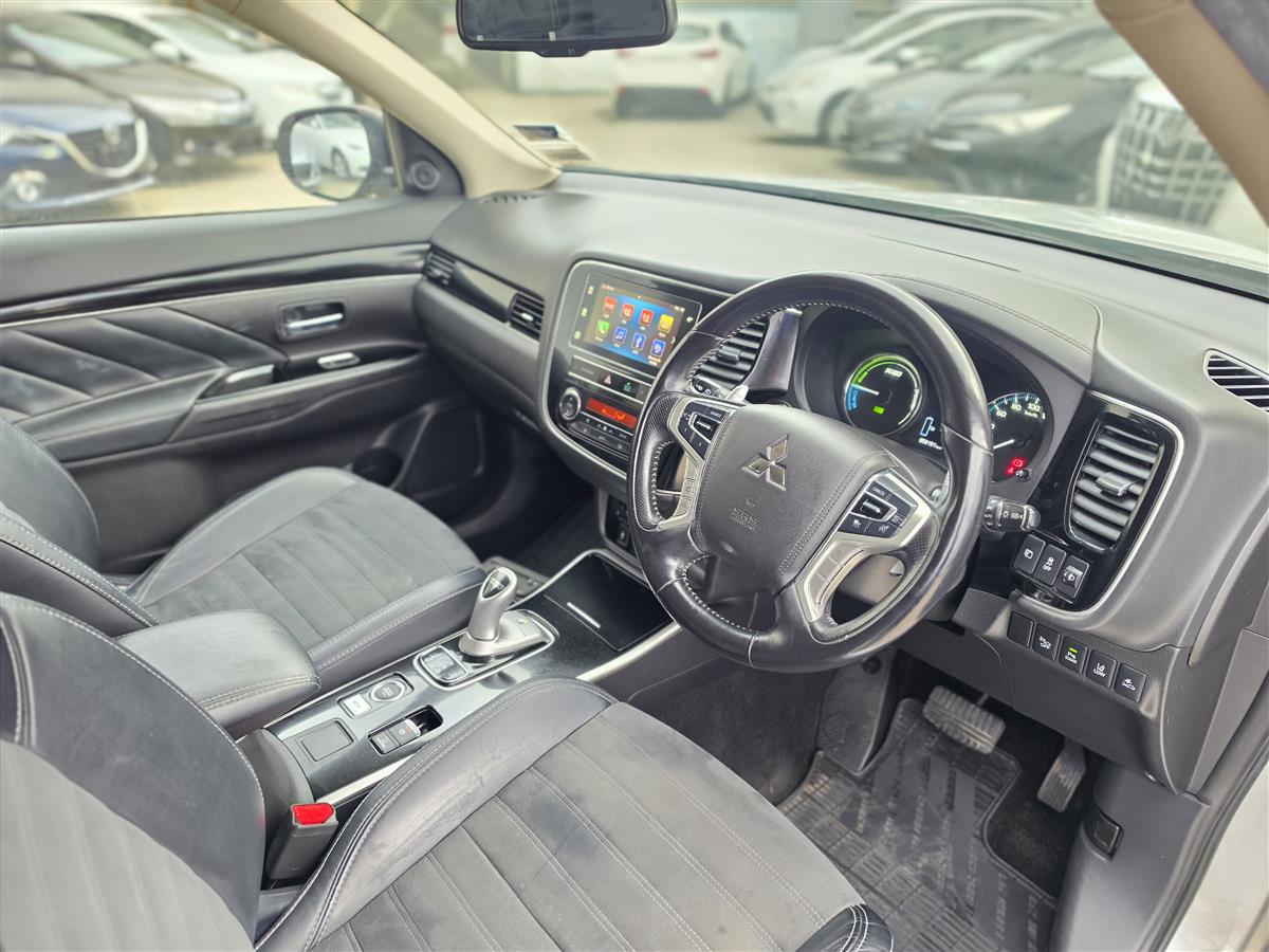 2018 Mitsubishi Outlander XLS PHEV 4WD Radar Cruise 360 Cam LDW FCM Finance Available Collage 2